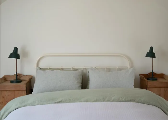 The Roost Апартаменты