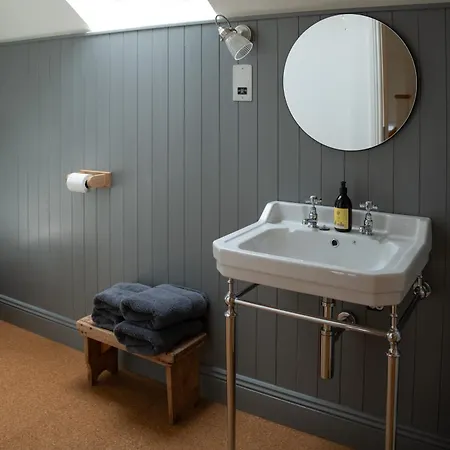 Apartment The Roost Westport