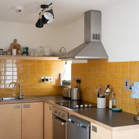 The Roost * Westport